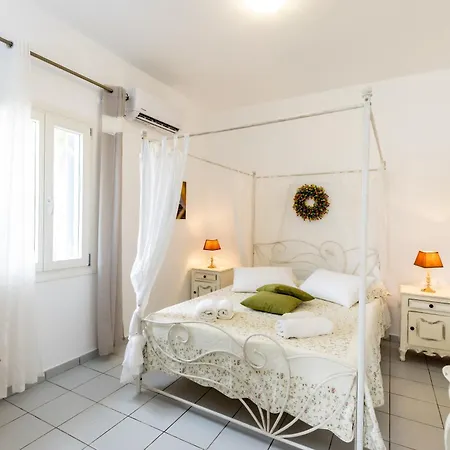 Ageliki Sifnos Platis Gialos (Sifnos)