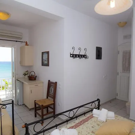 Ageliki Sifnos Platis Gialos (Sifnos)